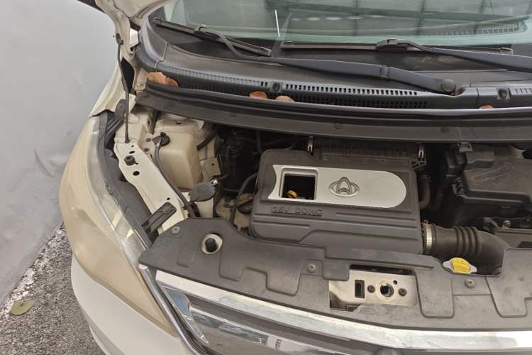 Used CHANGAN OSHAN Olisway 2013 1.2L Manual Elite Model Engine Bay Right