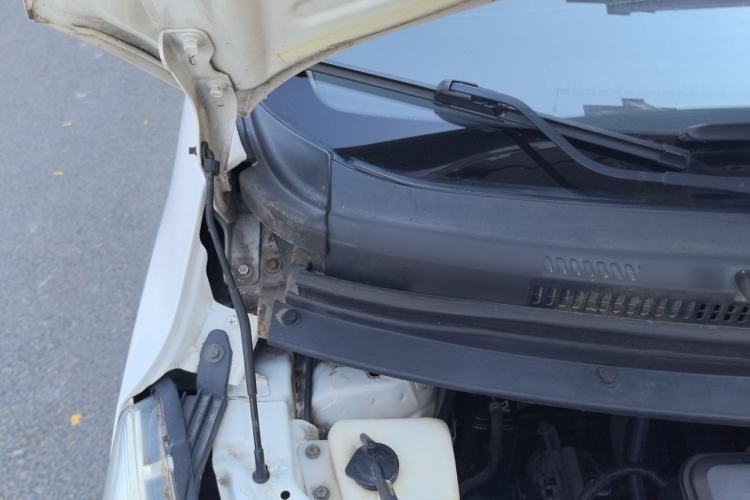 Used CHANGAN OSHAN Olisway 2013 1.2L Manual Elite Model Engine Bay Right