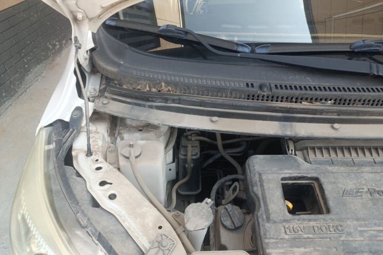 Used CHANGAN OSHAN Olisway 2013 1.2L Manual Elite Model Engine Bay Right