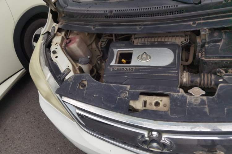 Used CHANGAN OSHAN Olisway 2013 1.2L Manual Elite Model Engine Bay Right