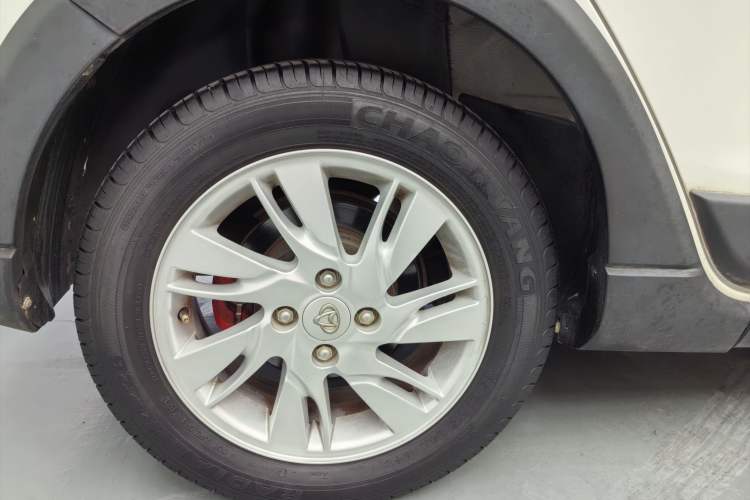 Used CHANGAN OSHAN Olisway 2013 1.4L Manual Jingxiang Model Exterior 6