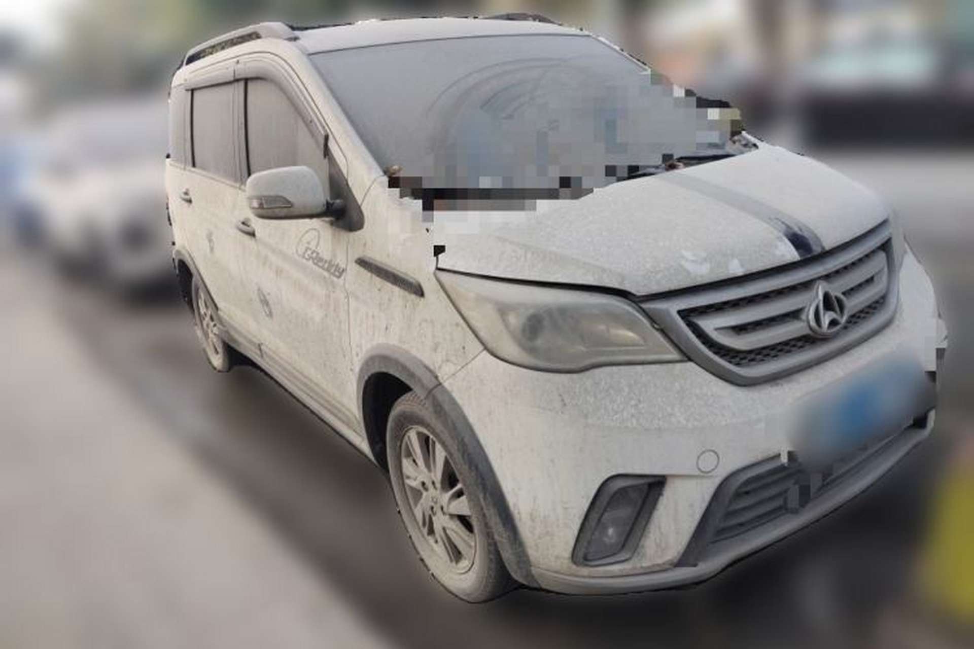 Used CHANGAN OSHAN Olisway 2013 1.4L Manual Jingxiang Model Front Right 45 Deg
