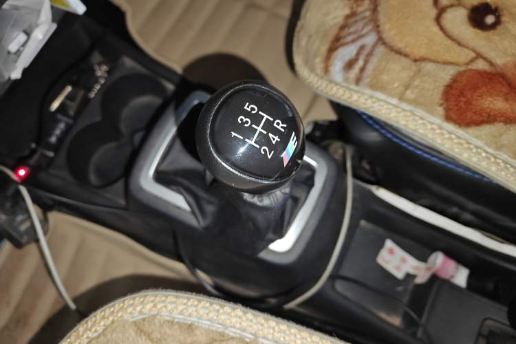 Used CHANGAN OSHAN Olisway 2013 1.4L Manual Jingxiang Model Gear Lever