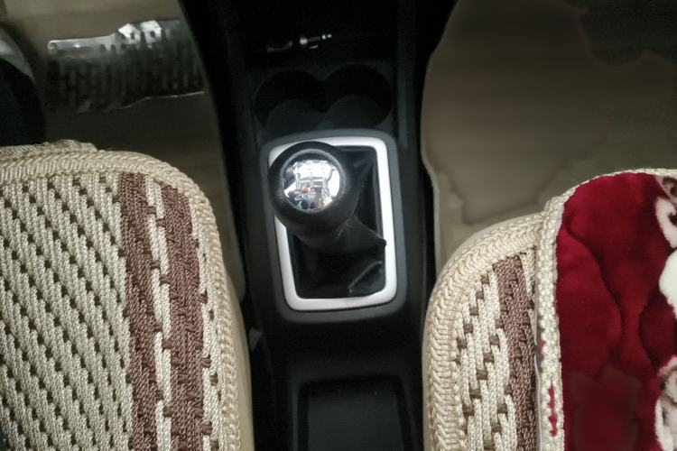 Used CHANGAN OSHAN Olisway 2013 1.2L Manual Elite Model Gear Lever