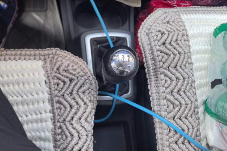 Used CHANGAN OSHAN Olisway 2013 1.2L Manual Elite Model Gear Lever