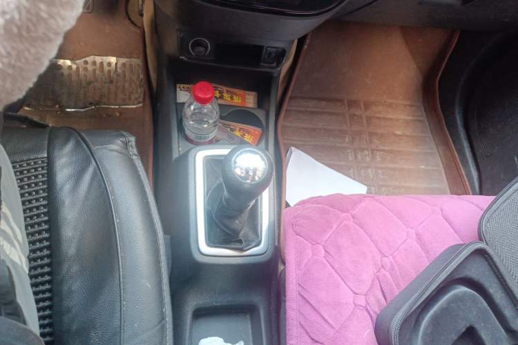 Used CHANGAN OSHAN Olisway 2013 1.2L Manual Elite Model Gear Lever