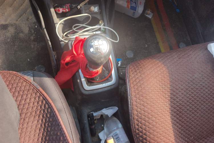 Used CHANGAN OSHAN Olisway 2013 1.2L Manual Elite Model Gear Lever