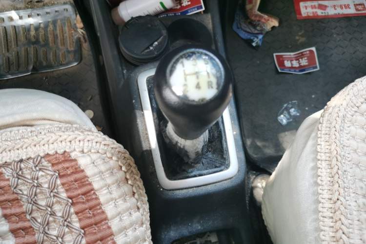 Used CHANGAN OSHAN Olisway 2013 1.2L Manual Elite Model Gear Lever