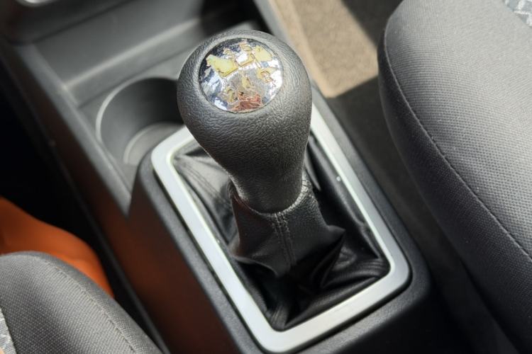 Used CHANGAN OSHAN Olisway 2013 1.2L Manual Elite Model Gear Lever