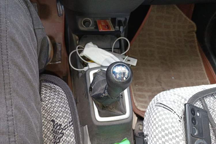 Used CHANGAN OSHAN Olisway 2013 1.2L Manual Elite Model Gear Lever