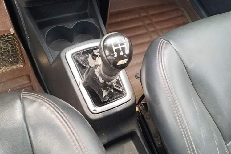 Used CHANGAN OSHAN Olisway 2013 1.4L Manual Jingxiang Model Gear Lever