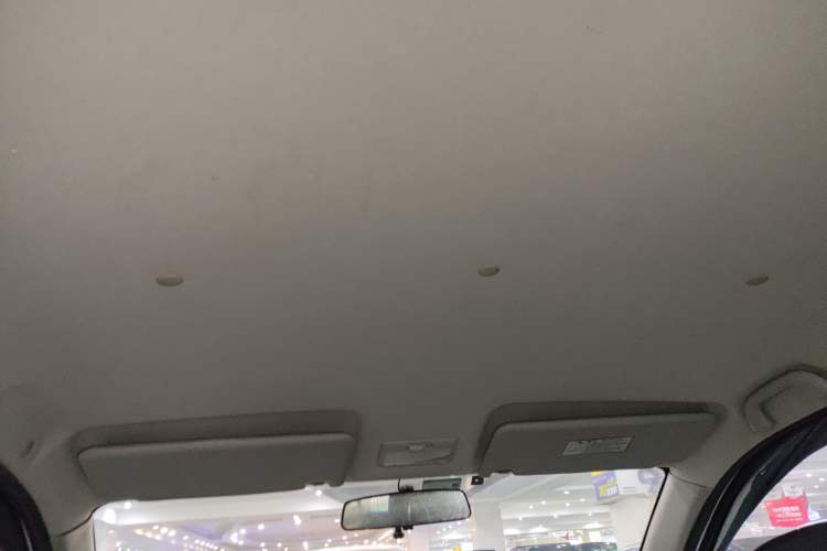 Used CHANGAN OSHAN Olisway 2013 1.2L Manual Elite Model Headliner