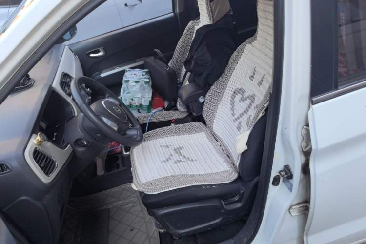 Used CHANGAN OSHAN Olisway 2013 1.2L Manual Elite Model Left Front Seat