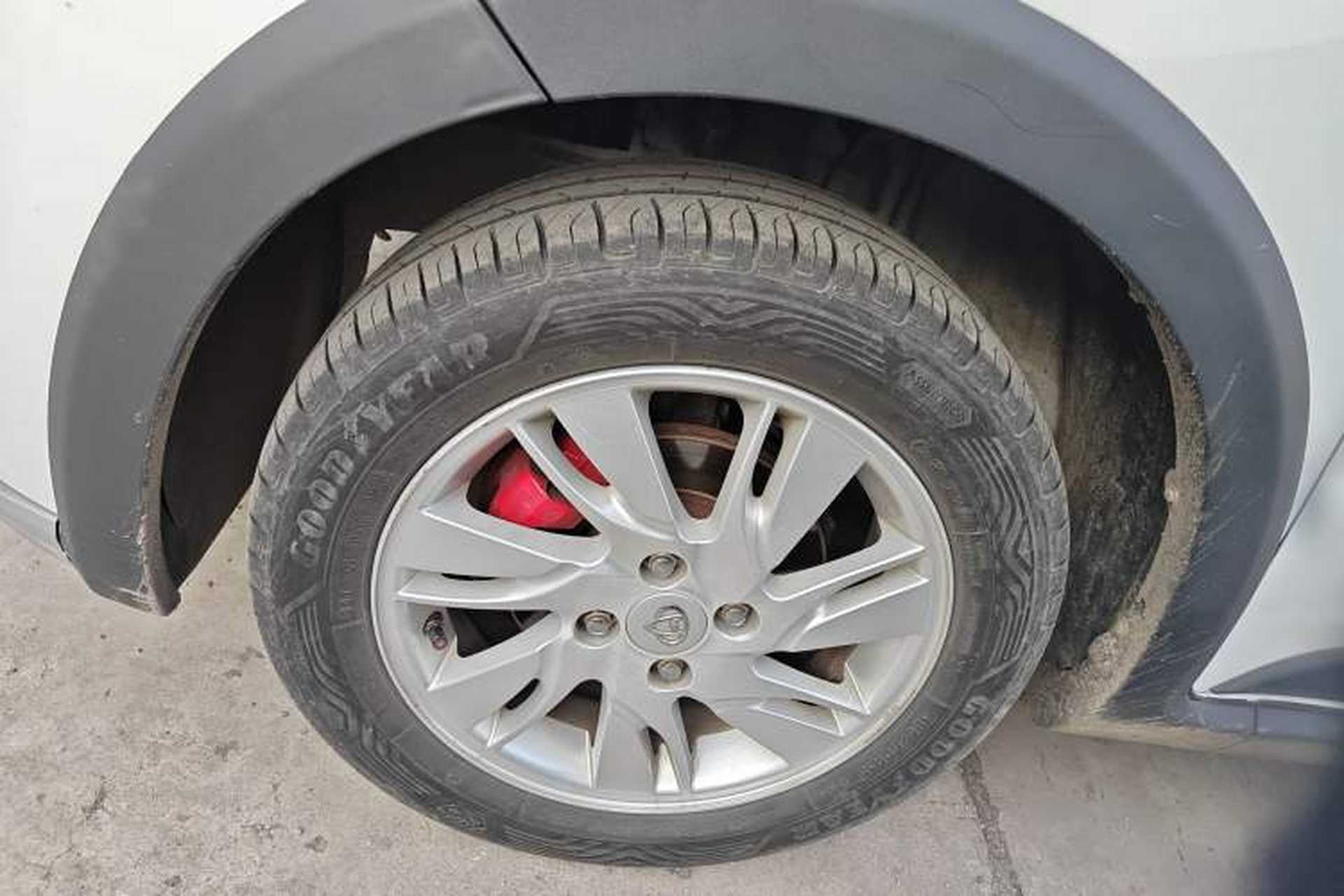 Used CHANGAN OSHAN Olisway 2013 1.4L Manual Jingxiang Model Left Front Wheel Hub