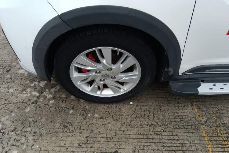 Used CHANGAN OSHAN Olisway 2013 1.4L Manual Jingxiang Model Left Front Wheel Hub