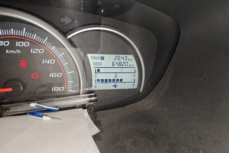 Used CHANGAN OSHAN Olisway 2013 1.4L Manual Jingxiang Model Odometer Close Up