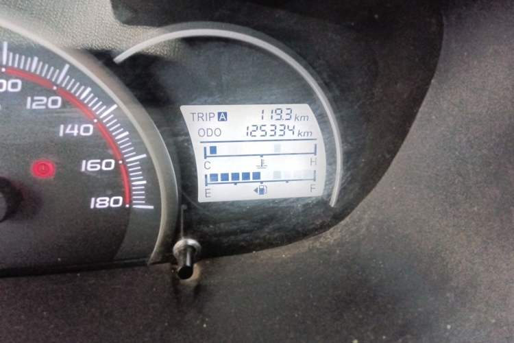 Used CHANGAN OSHAN Olisway 2013 1.4L Manual Jingxiang Model Odometer Close Up