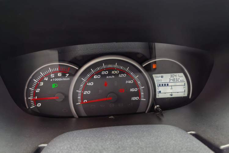 Used CHANGAN OSHAN Olisway 2013 1.4L Manual Jingxiang Model Odometer Close Up