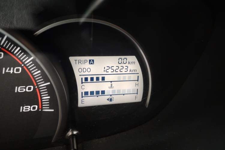 Used CHANGAN OSHAN Olisway 2013 1.2L Manual Elite Model Odometer Close Up