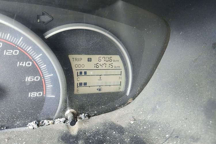 Used CHANGAN OSHAN Olisway 2013 1.4L Manual Jingxiang Model Odometer Close Up