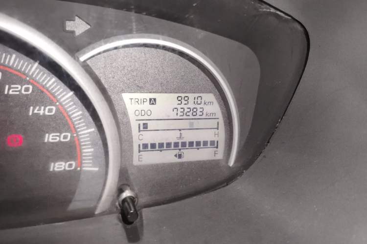 Used CHANGAN OSHAN Olisway 2013 1.4L Manual Jingxiang Model Odometer Close Up