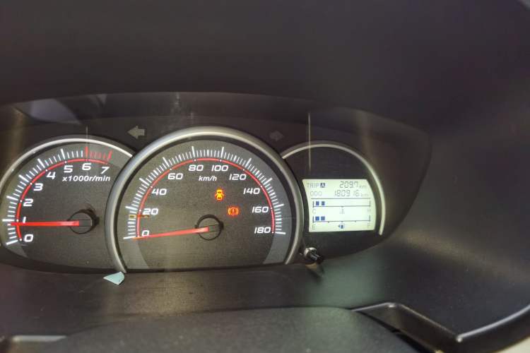 Used CHANGAN OSHAN Olisway 2013 1.2L Manual Elite Model Odometer Close Up