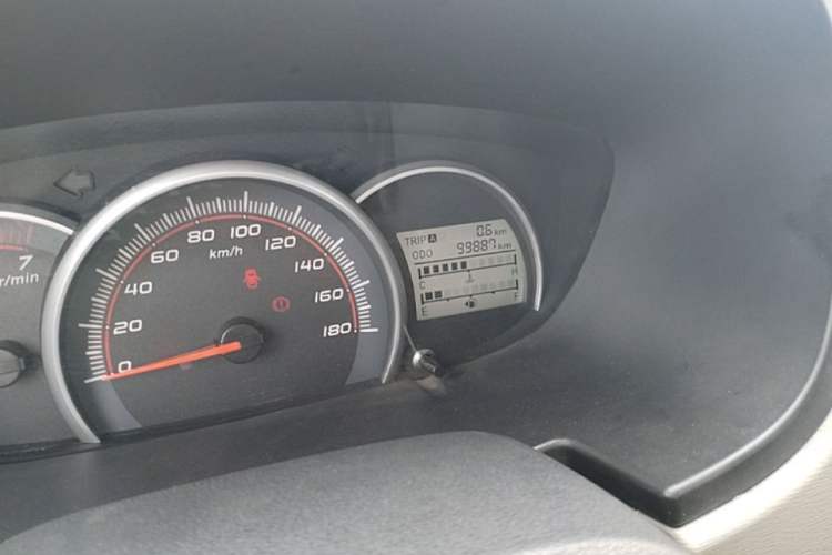 Used CHANGAN OSHAN Olisway 2013 1.4L Manual Jingxiang Model Odometer Close Up