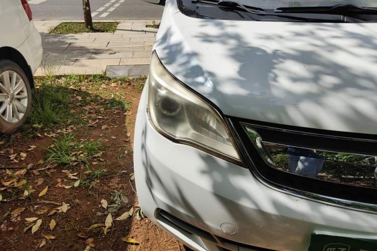 Used CHANGAN OSHAN Olisway 2013 1.2L Manual Elite Model Right Front Headlight