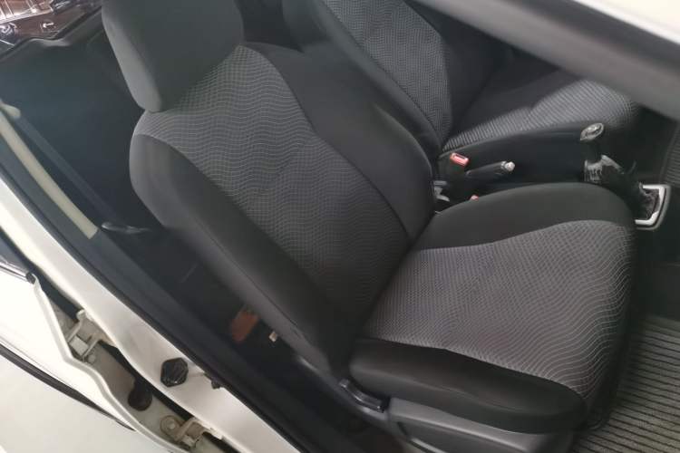 Used CHANGAN OSHAN Olisway 2013 1.4L Manual Jingxiang Model Right Front Seat