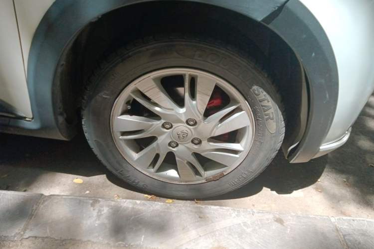 Used CHANGAN OSHAN Olisway 2013 1.4L Manual Jingxiang Model Right Front Wheel Hub