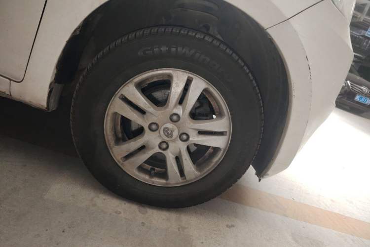 Used CHANGAN OSHAN Olisway 2013 1.2L Manual Elite Model Right Front Wheel Hub