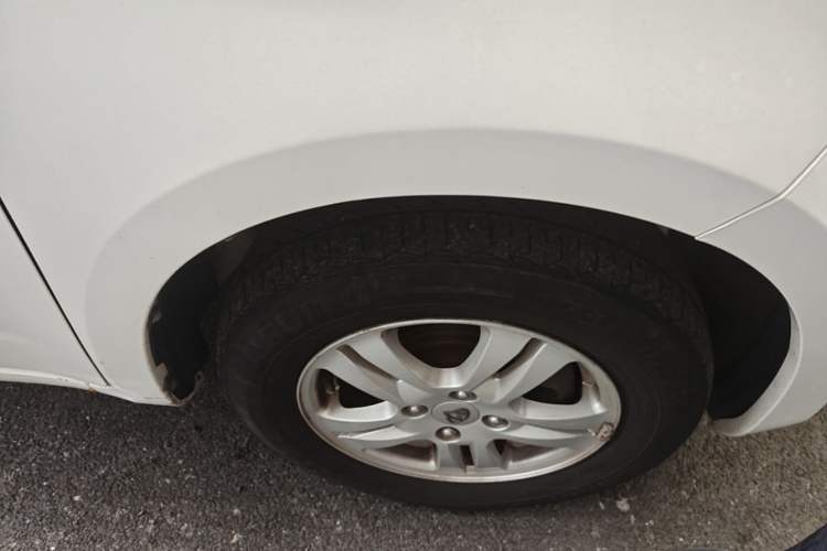 Used CHANGAN OSHAN Olisway 2013 1.2L Manual Elite Model Right Front Wheel Hub
