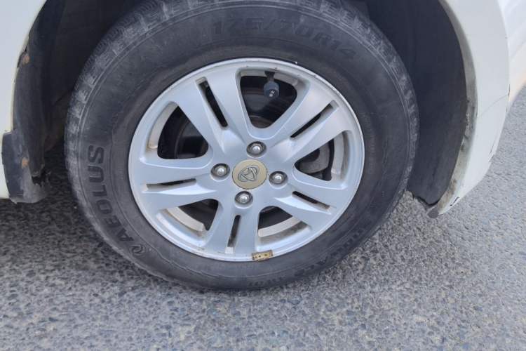 Used CHANGAN OSHAN Olisway 2013 1.2L Manual Elite Model Right Front Wheel Hub