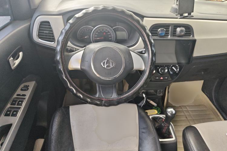 Used CHANGAN OSHAN Olisway 2013 1.4L Manual Jingyue Model Steering Wheel