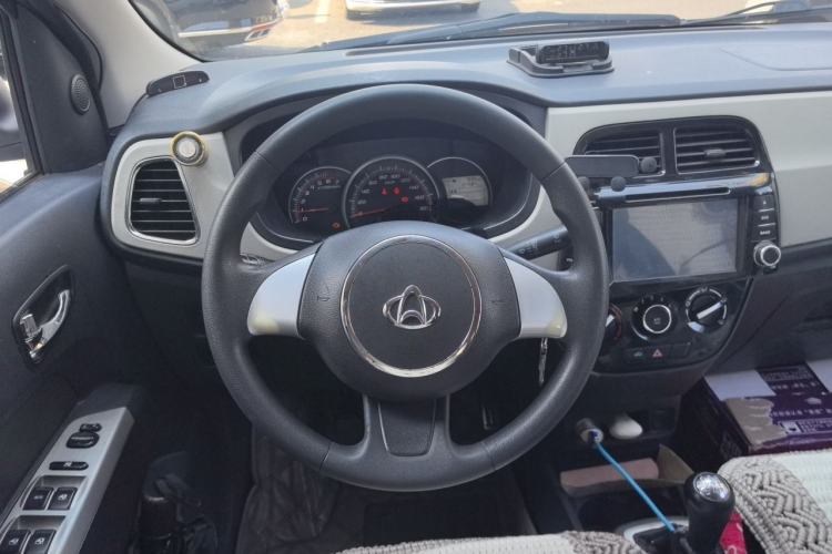 Used CHANGAN OSHAN Olisway 2013 1.2L Manual Elite Model Steering Wheel