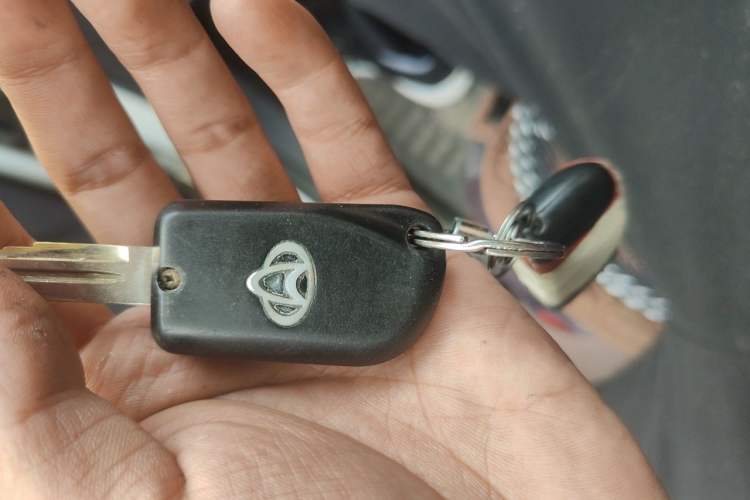 Used CHANGAN OSHAN Olisway 2013 1.2L Manual Elite Model Vehicle Key