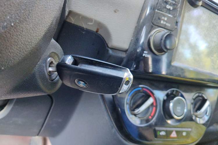 Used CHANGAN OSHAN Olisway 2013 1.4L Manual Jingxiang Model Vehicle Key