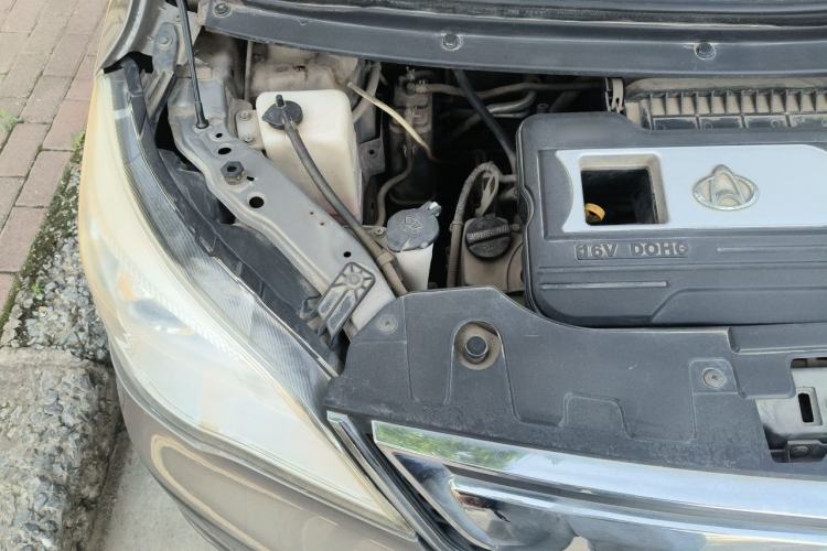 Used CHANGAN OSHAN Olisway 2013 1.2L Manual Elite Model Engine Bay Right