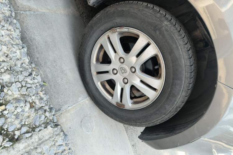 Used CHANGAN OSHAN Olisway 2013 1.2L Manual Elite Model Right Front Wheel Hub