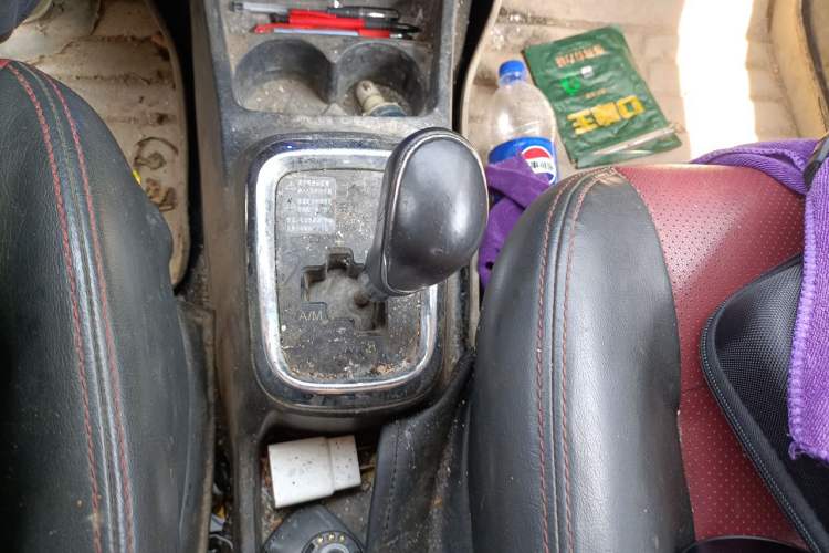 Used CHANGAN OSHAN Olisway 2014 1.4L AMT Luxury Model Gear Lever