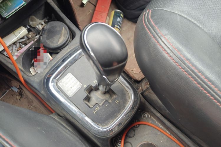 Used CHANGAN OSHAN Olisway 2014 1.4L AMT Luxury Model Gear Lever