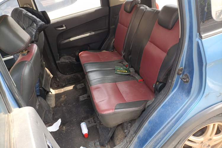 Used CHANGAN OSHAN Olisway 2014 1.4L AMT Luxury Model Left Rear Seat