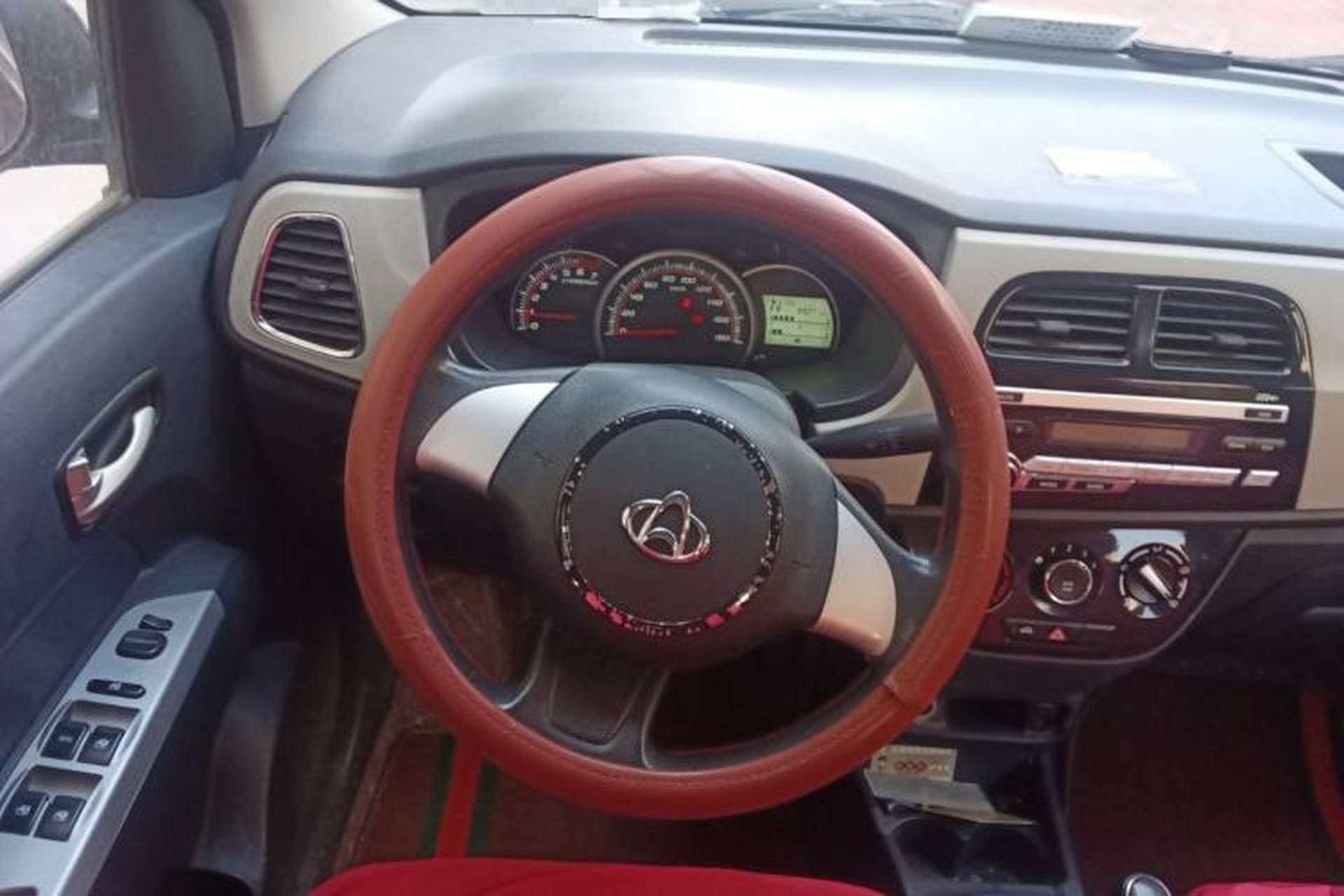 Used CHANGAN OSHAN Olisway 2014 1.4L AMT YouShang Trim Steering Wheel