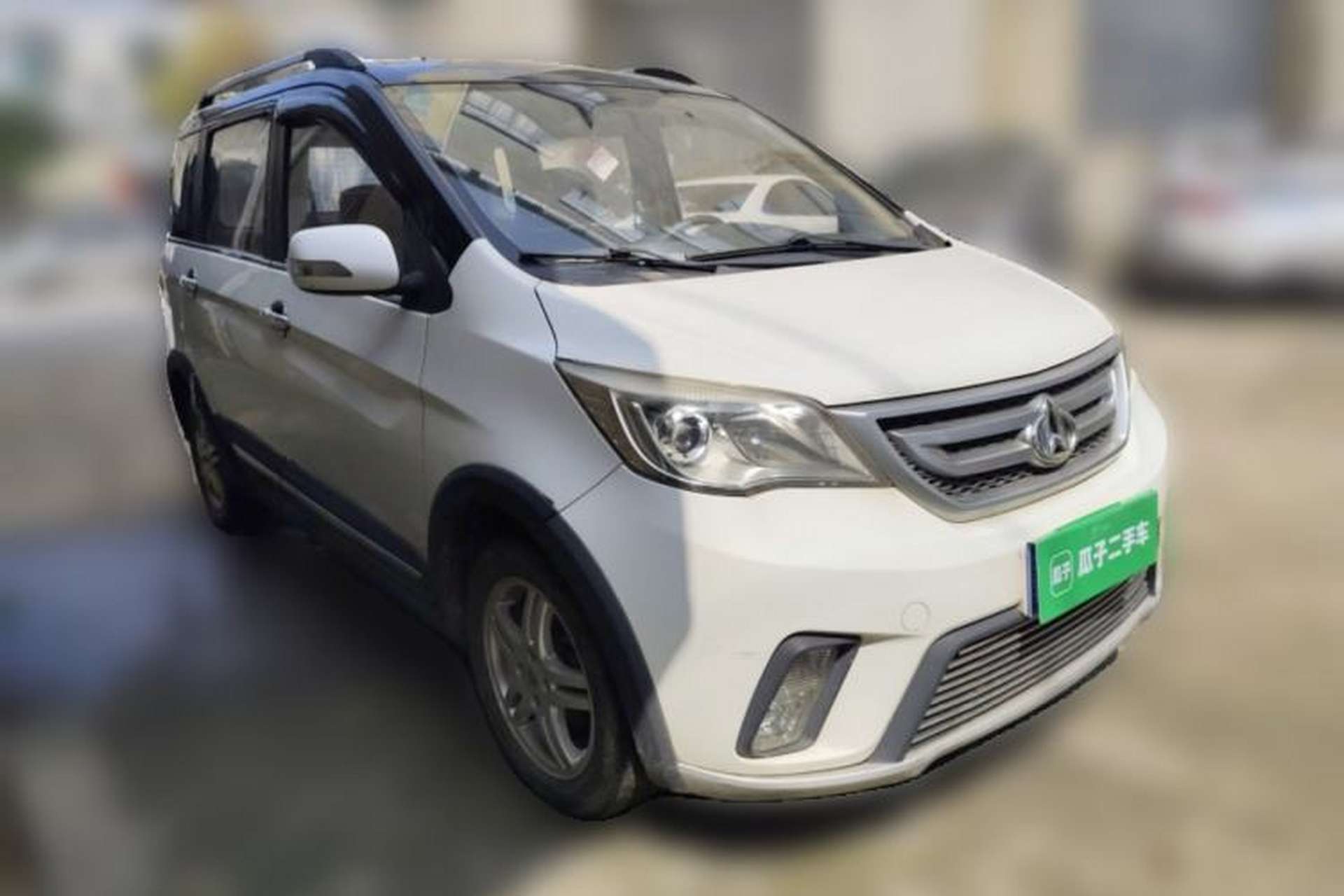 Used CHANGAN OSHAN Olisway 2014 X6 1.4L Manual Luxury Model Front Right 45 Deg