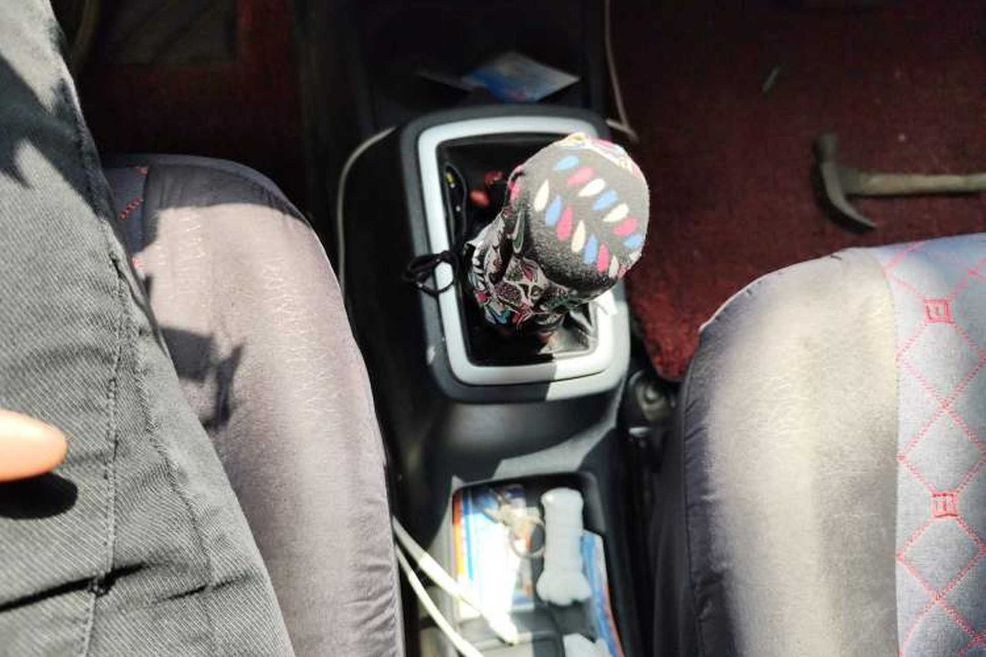 Used CHANGAN OSHAN Olisway 2014 X6 1.4L Manual Luxury Model Gear Lever