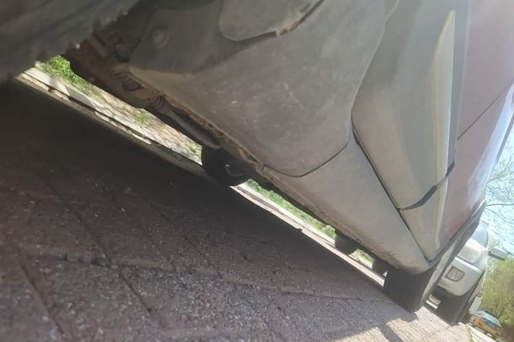 Used CHANGAN OSHAN Olisway 2014 X6 1.4L Manual Luxury Model Chassis Rear Right
