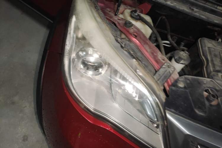 Used CHANGAN OSHAN Olisway 2014 1.4L AMT Luxury Model Right Front Headlight