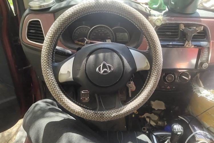 Used CHANGAN OSHAN Olisway 2014 X6 1.4L Manual Luxury Model Steering Wheel
