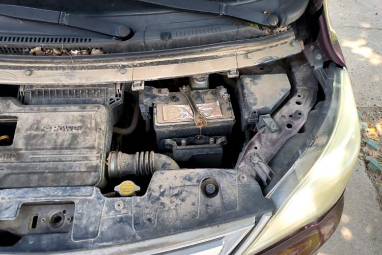 Used CHANGAN OSHAN Olisway 2015 1.2L Manual Enjoyment Model Engine Bay Left