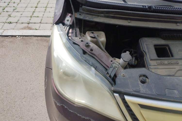 Used CHANGAN OSHAN Olisway 2015 1.2L Manual Enjoyment Model Engine Bay Right